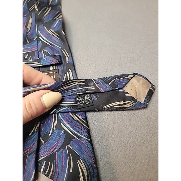 ๐ฉต Vintage Burdines Silk Tie Abstract Black & Blue Art Deco Style โ Made in USA - Picture 6 of 6